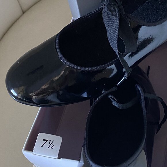 TAP SHOES by American Ballet Theatre | Spotlights - Picture 11 of 16